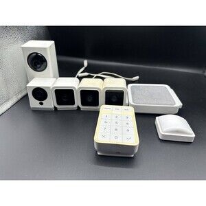 Wyze Smart Cam Lot (5 Cameras + Sense Hub + Keypad + Sensor